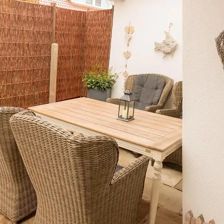 Altes Strandhus Casa Meeresbrise דירה