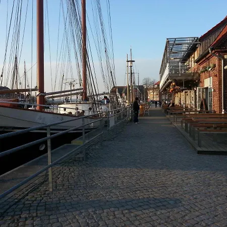 Altes Strandhus Casa Meeresbrise דירה שרבאוץ